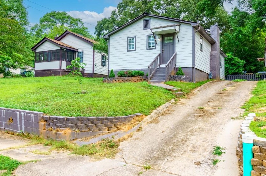 461 Oak Dr, Atlanta GA  30354-1228 exterior