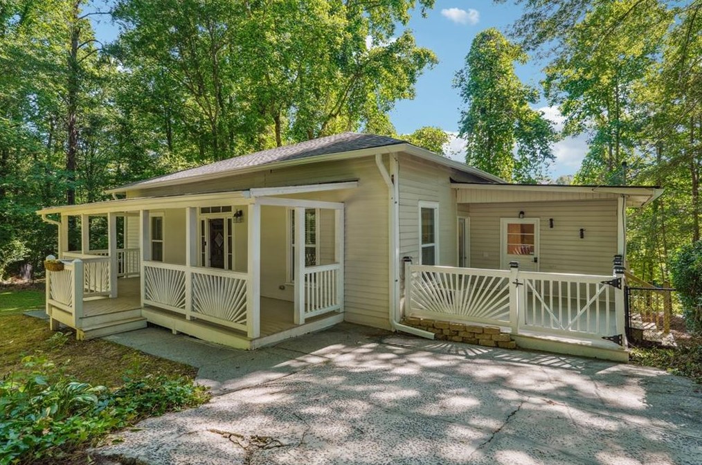 4586 Franklin St, Acworth, GA 30101
