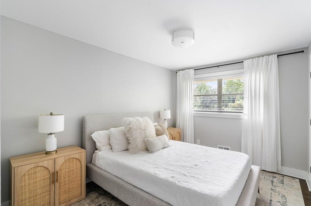 2580 Dering Ct, Atlanta GA 30345-1619 exterior