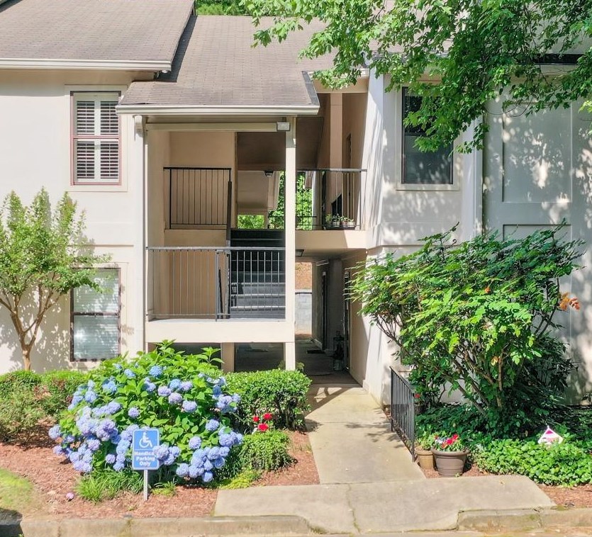 1613 Huntingdon Chase, Atlanta, GA 30350-4954