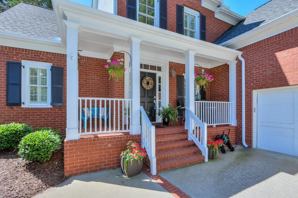 1515 Heritage Trl, Roswell, GA 30075-4898