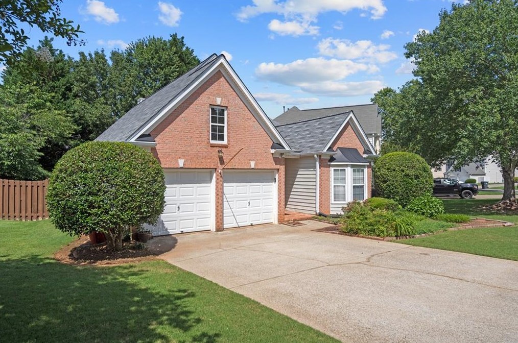 2064 Crestview Way, Holly Springs, GA 30188-7102