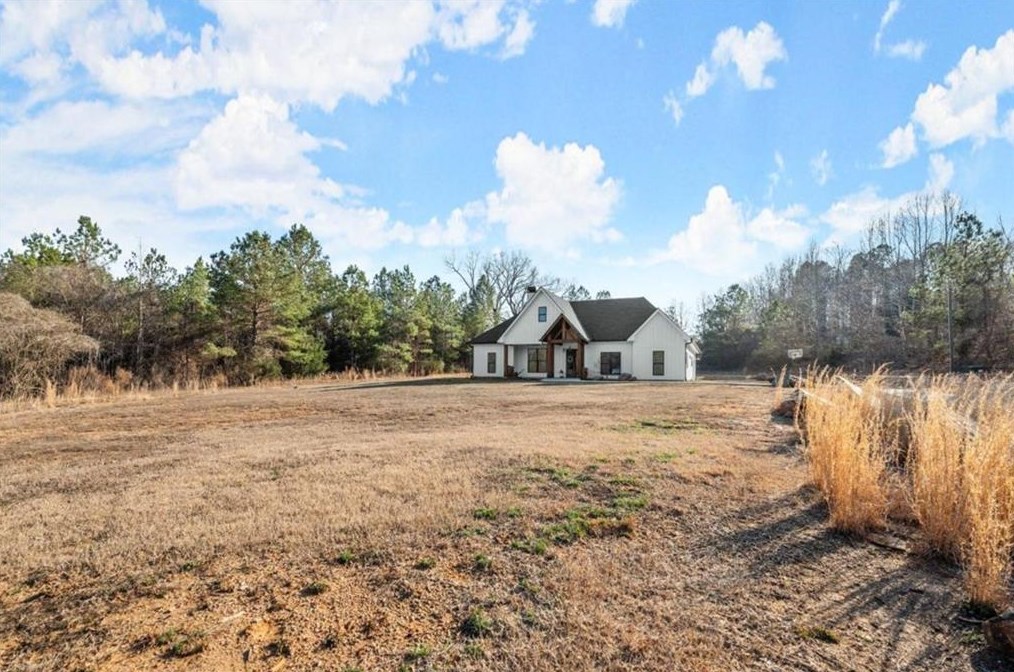 5304 Apple Vly Rd, Jefferson GA  exterior