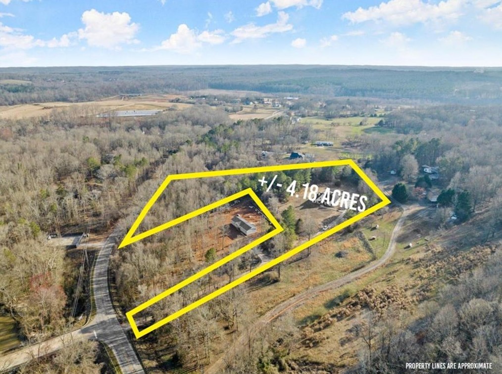 5304 Apple Vly Rd, Jefferson GA  exterior
