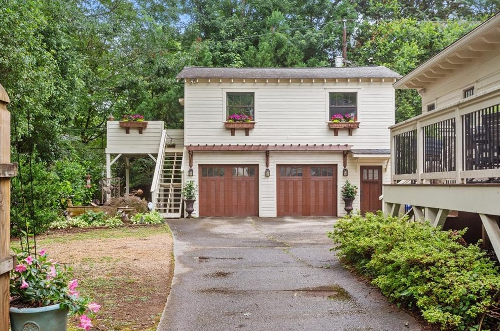 1032 Oakdale Rd, Atlanta GA  30307-1214 exterior