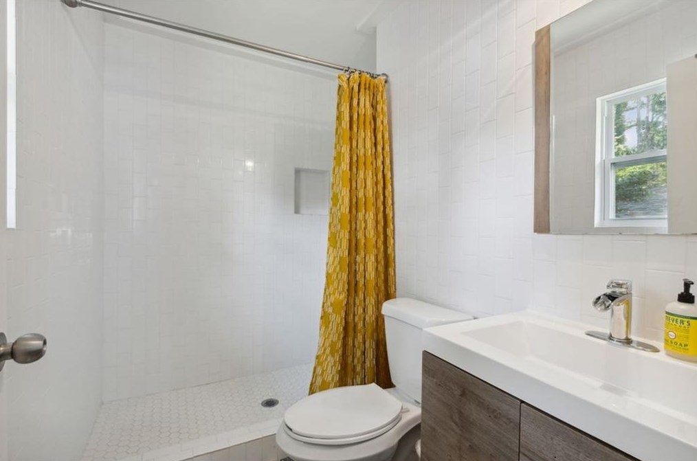 2998 Pasadena Dr, Decatur GA 30032-3621 exterior