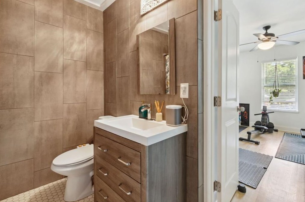 2998 Pasadena Dr, Decatur GA 30032-3621 exterior