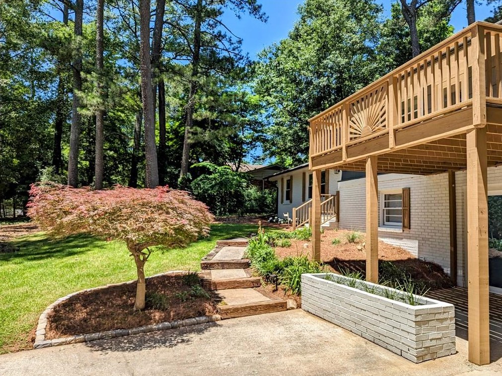 3860 Cardinal Dr, Tucker, GA 30084-3332