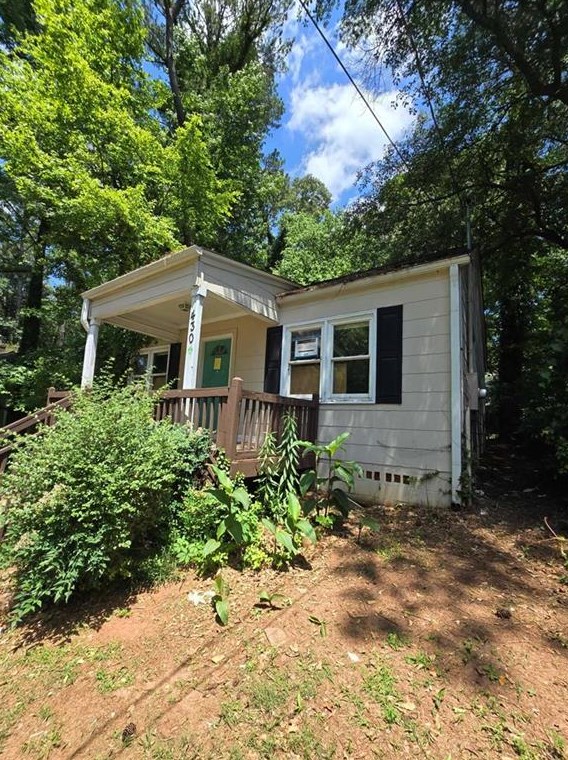 430 Wilkinson Dr, Atlanta GA  30317-2321 exterior