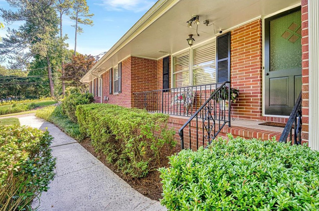 2325 Shasta Way, Atlanta, GA 30345-2605