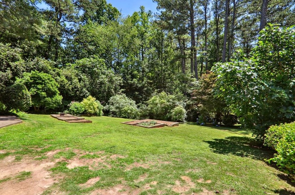 2325 Shasta Way, Atlanta GA  30345-2605 exterior