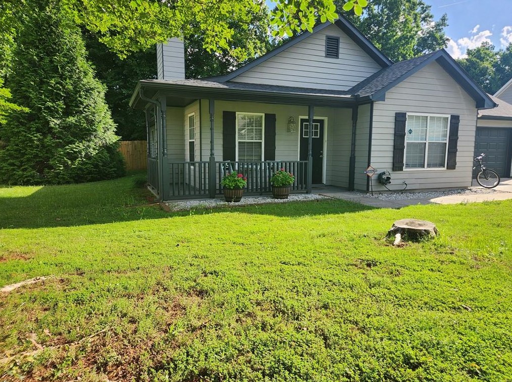 409 Shoal Ct, Lawrenceville, GA 30046