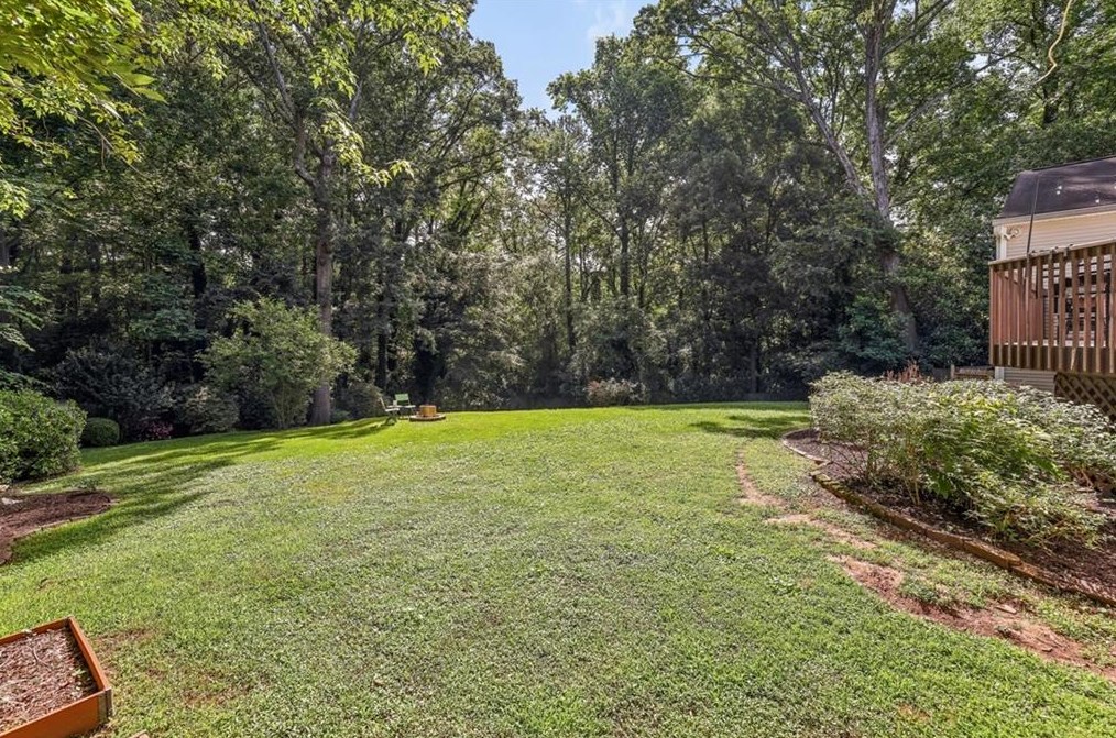 1139 Vis Trl, Atlanta GA 30324-4528 exterior