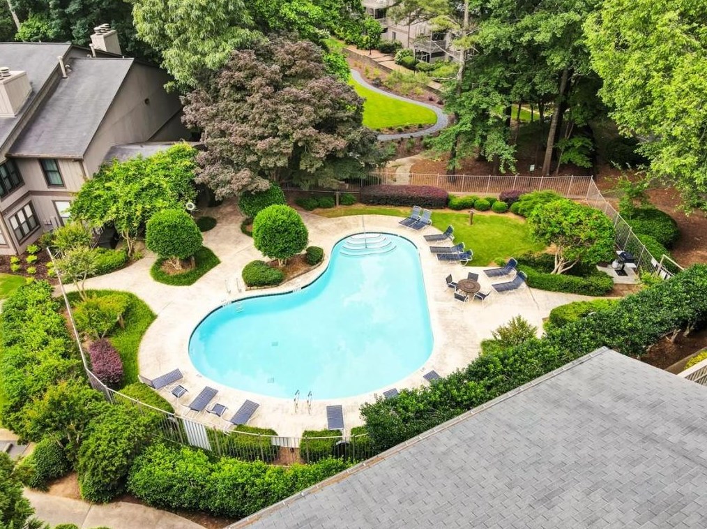 206 Smokerise Cir, Marietta, GA 30067-5478