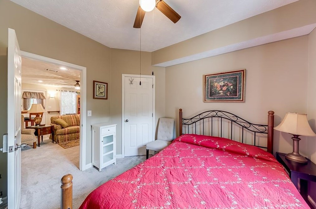 2917 Lk Holw Rd, Gainesville GA exterior