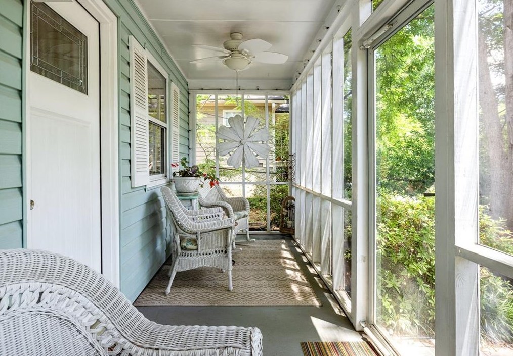 824 Harold Ave, Atlanta GA  30307-1743 exterior