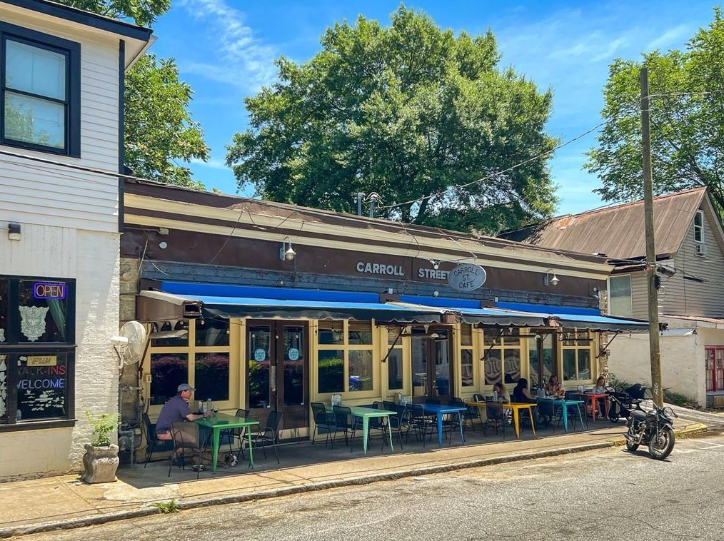 824 Harold Ave, Atlanta GA  30307-1743 exterior