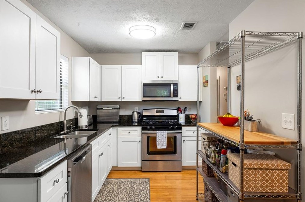824 Harold Ave, Atlanta GA  30316-1220 exterior