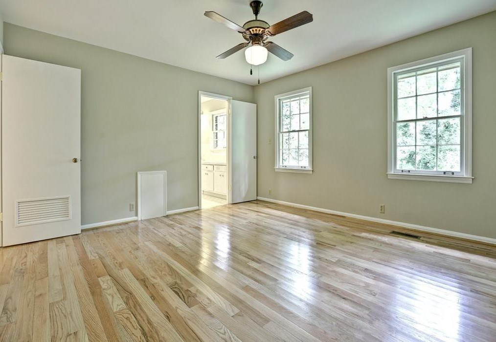 2740 Rdg Vly Rd, Atlanta GA  30327-1823 exterior