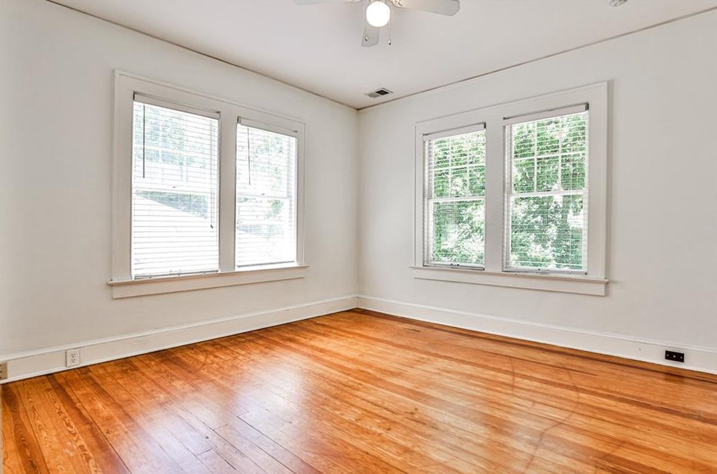 1527 Emory Rd, Atlanta GA  30306-2407 exterior