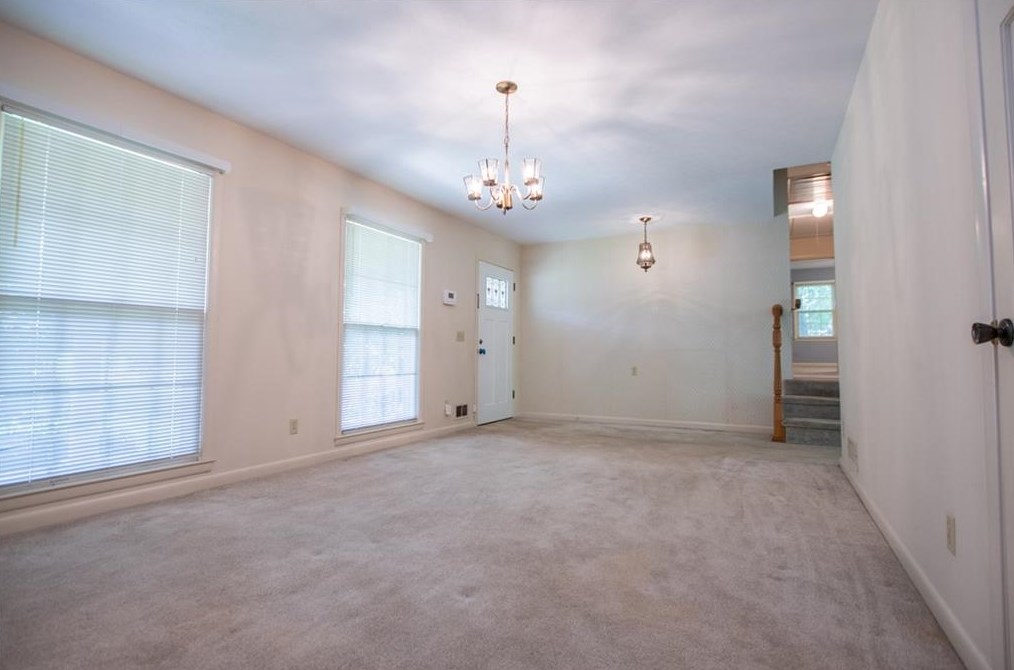 254 Almon Rd, Carrollton, GA 30117-1904