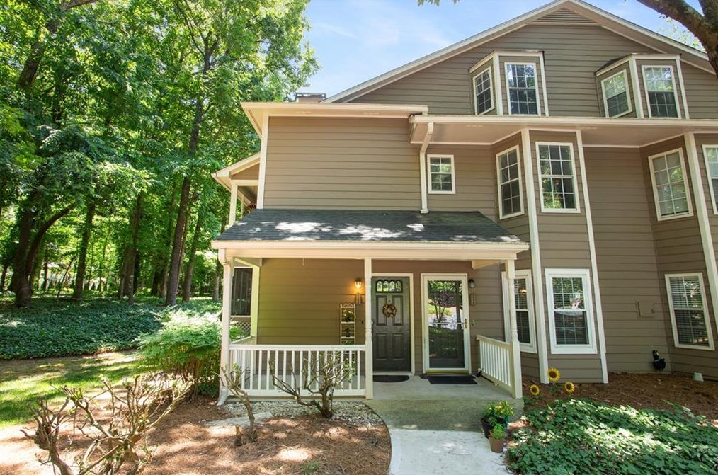 2112 Forest Trl, Atlanta, GA 30338-5835