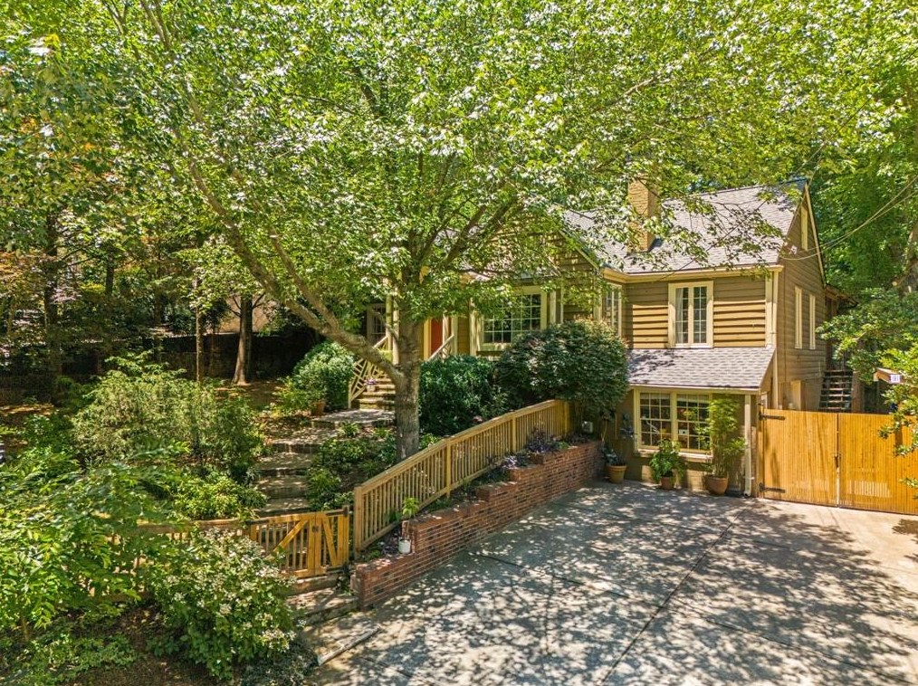 1184 Amsterdam Ave, Atlanta GA  30306-2562 exterior