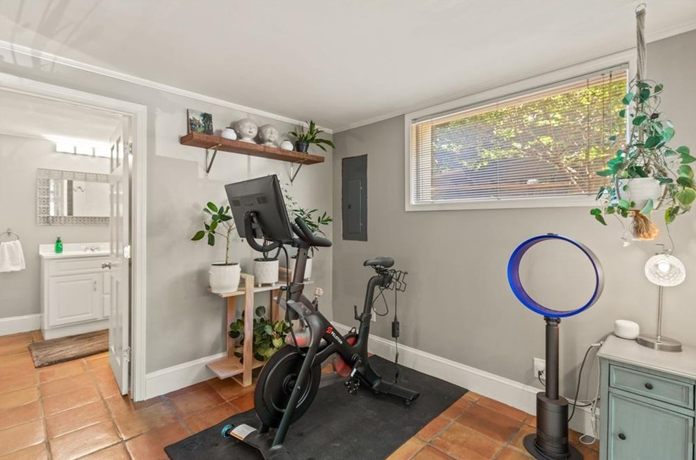 1184 Amsterdam Ave, Atlanta GA  30306-2562 exterior
