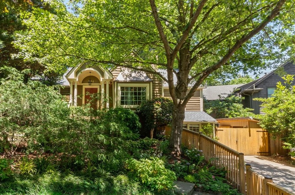 1184 Amsterdam Ave, Atlanta GA  30306-2562 exterior