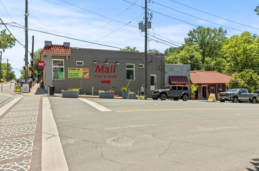 1184 Amsterdam Ave, Atlanta GA  30306-2562 exterior