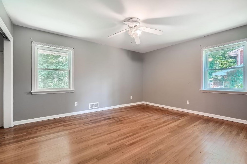 3808 King Henry Rd, Atlanta GA 30331-4922 exterior