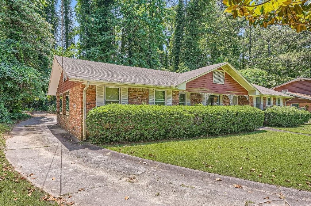 3808 King Henry Rd, Atlanta, GA 30331-4922