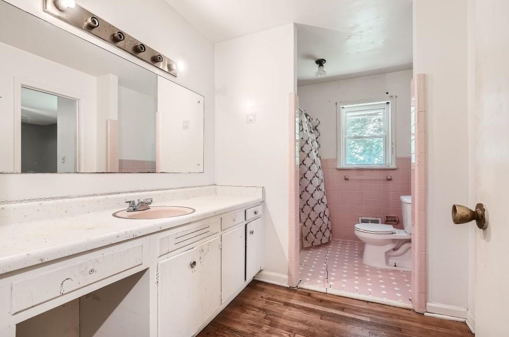 3808 King Henry Rd, Atlanta GA 30331-4922 exterior