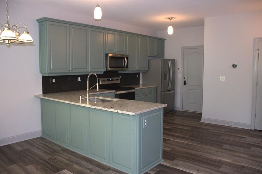 2815 Dominion Ln, Kennesaw, GA 30144-5650