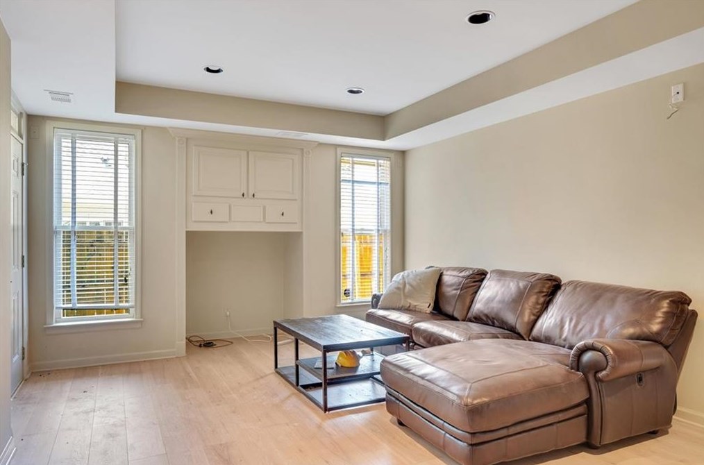 5105 Jonquilla Dr, Alpharetta GA 30004-5323 exterior