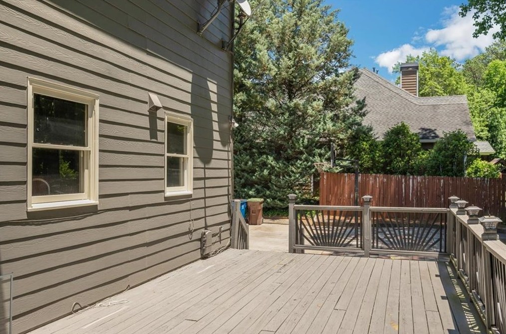 5105 Jonquilla Dr, Alpharetta GA 30004-5323 exterior