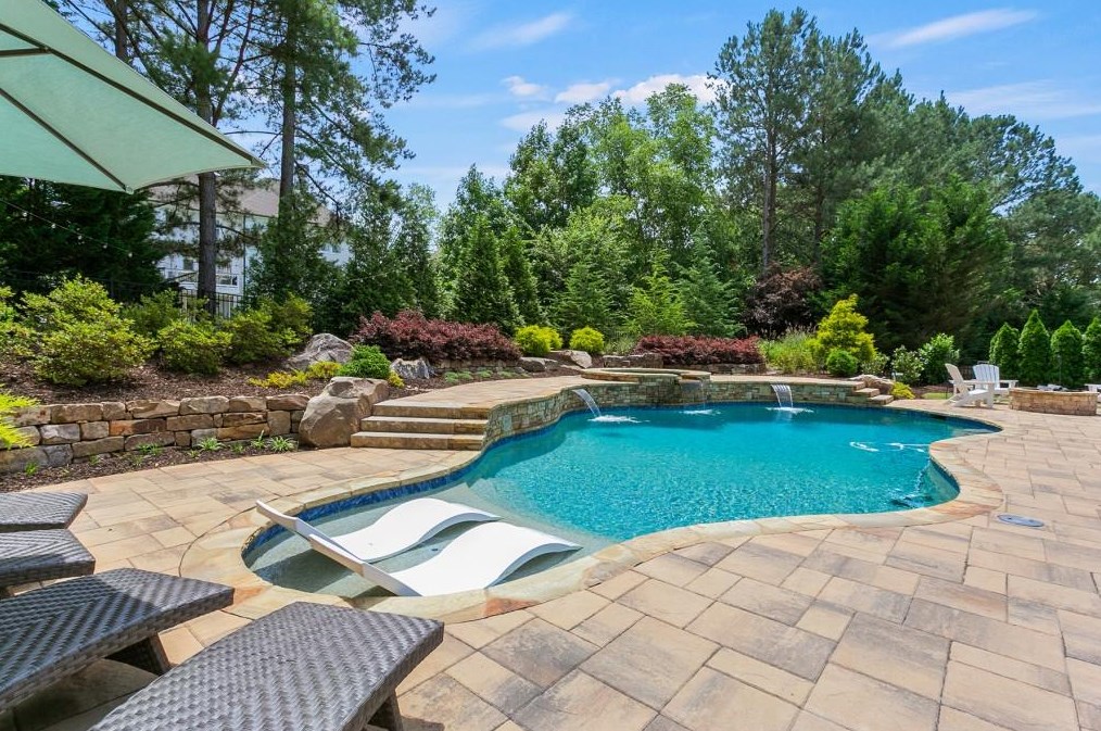 6182 Grand Loop Rd, Buford, GA 30518