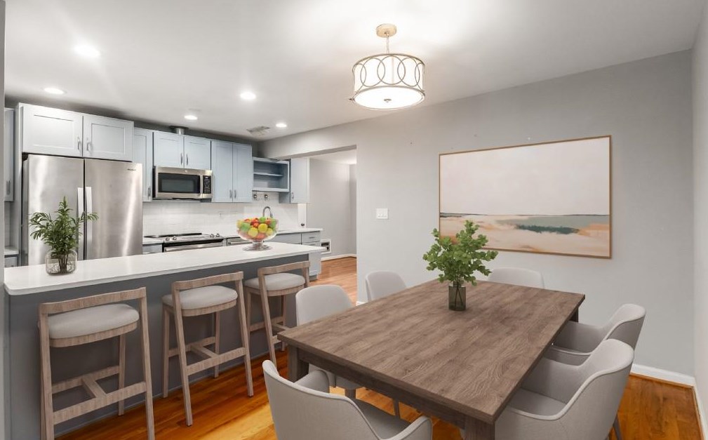 2943 Hollywood Dr, Decatur GA  30033-5005 exterior