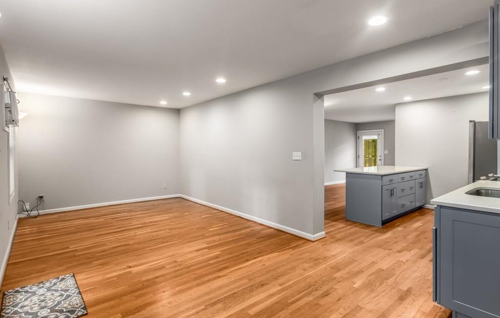 2943 Hollywood Dr, Decatur GA  30033-5005 exterior