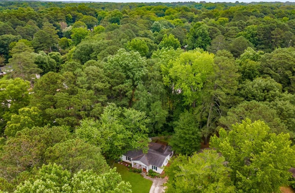 2943 Hollywood Dr, Decatur GA  30033-5005 exterior