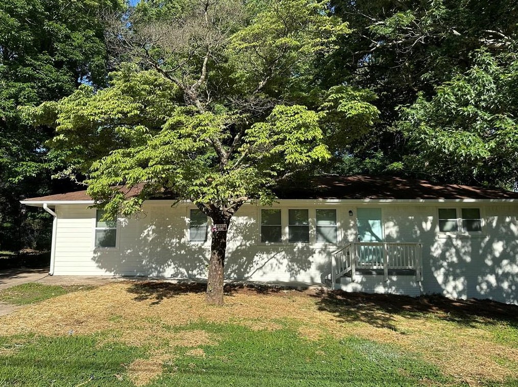 4591 Puckett St, Forest Park, GA 30297-1805