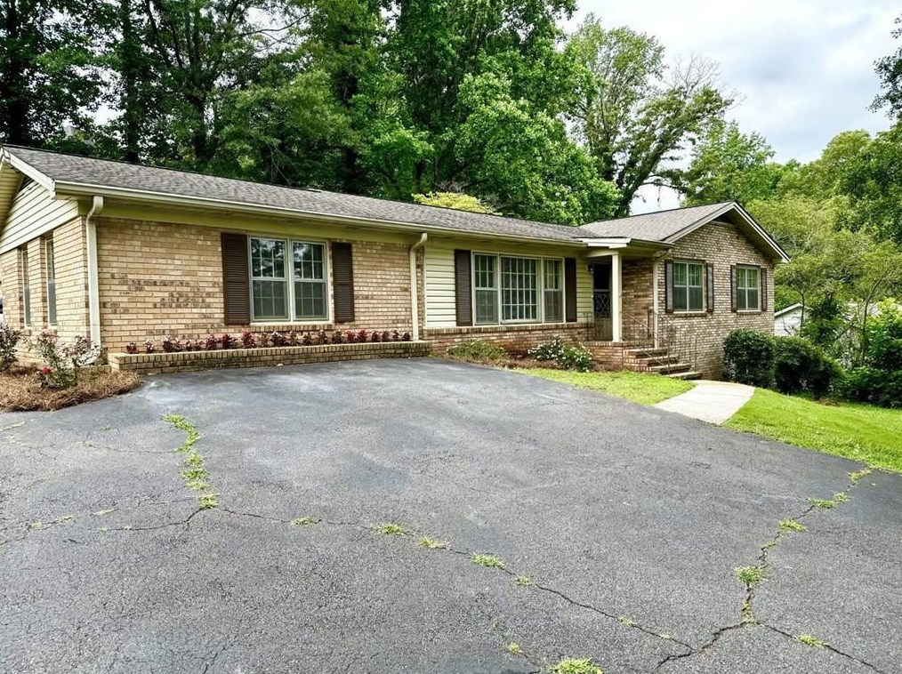 2327 Burnt Hickory Rd, Marietta, GA 30064-1323