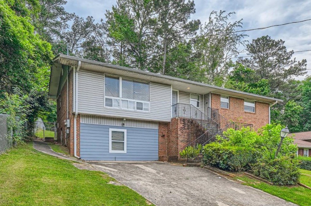 3006 Thrasher Cir, Decatur, GA 30032-5863