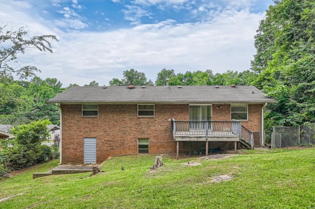 3006 Thrasher Cir, Decatur GA 30032-5864 exterior