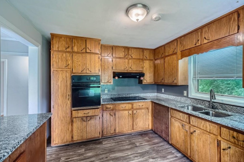 3006 Thrasher Cir, Decatur GA 30032-5864 exterior