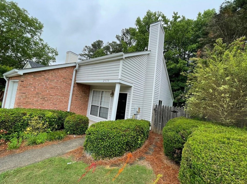 2638 Laurel Ln, Kennesaw, GA 30152-6041