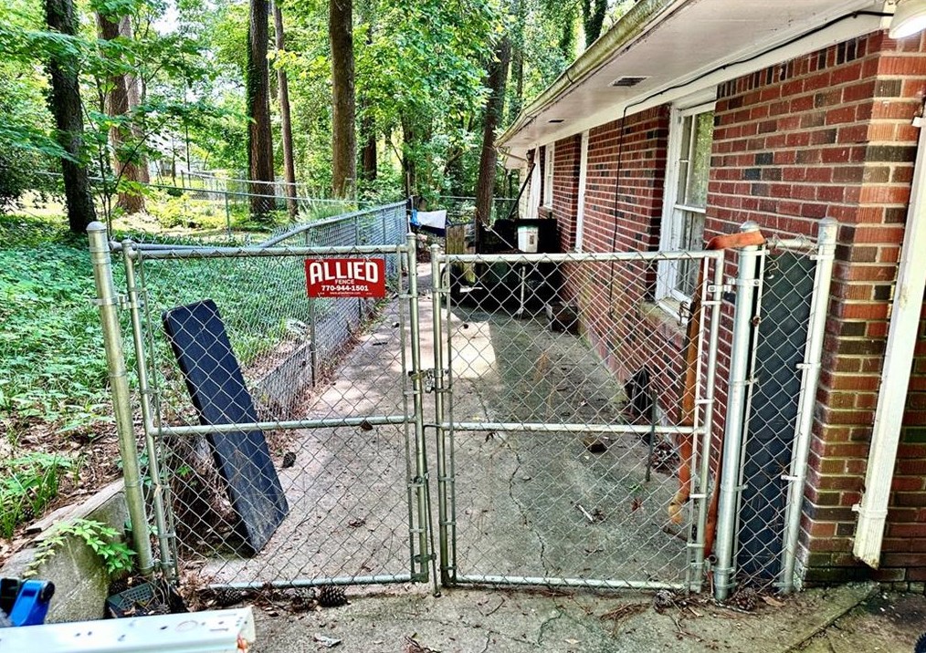 2258 Bryant Dr, Atlanta GA  30344-1034 exterior