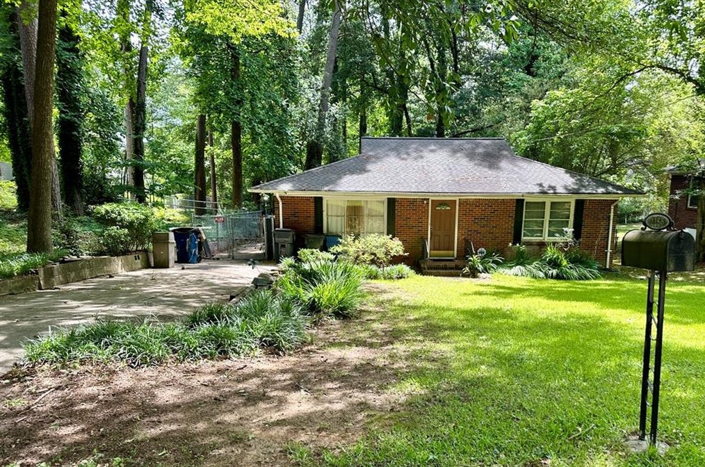 2258 Bryant Dr, Atlanta GA  30344-1034 exterior