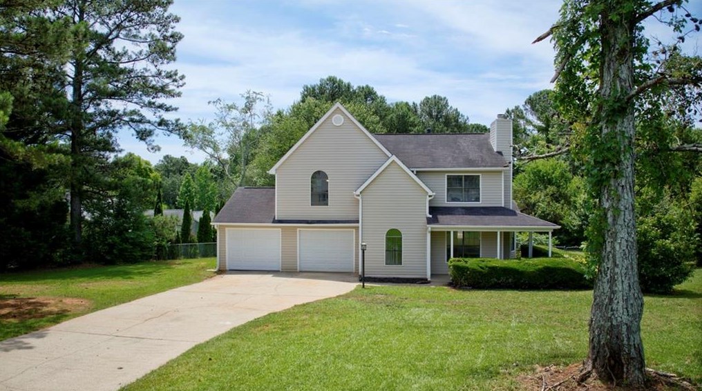 1184 Ironwood Dr, Grayson, GA 30017-1040