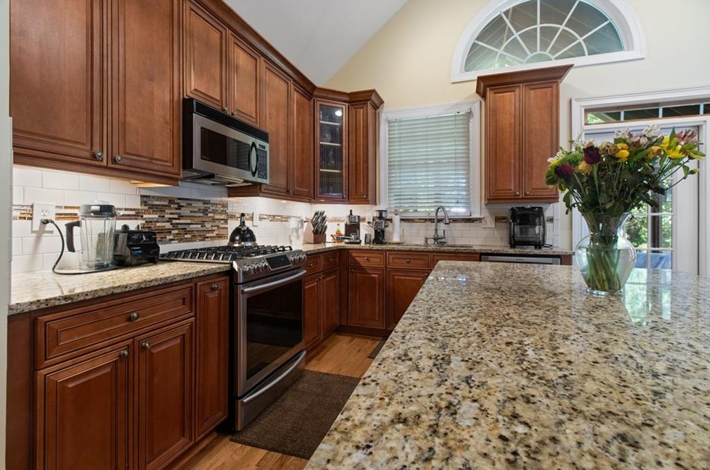 133 Lockwood Ter, Decatur GA  30030-2727 exterior